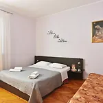 With Parking Space - 22565 * Umag