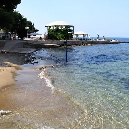 With A Parking Space - 22565 * Umag