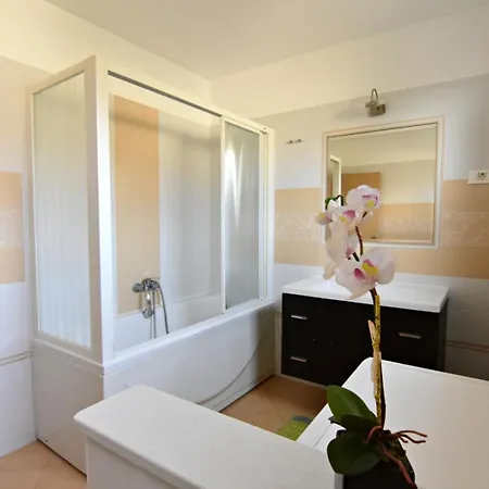 With Parking Space - 22565 Daire *
